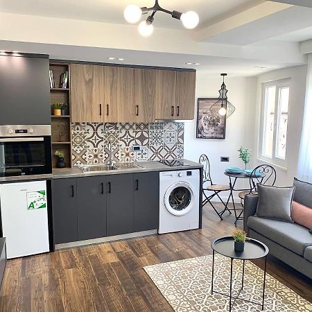 Center Of Tirana “Savannah” Studio Apartment. Esterno foto
